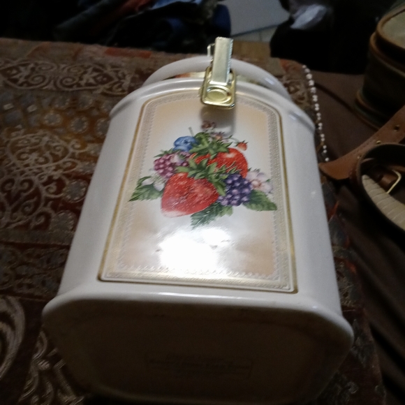 🍪🍓KNOTS BERRY FARM COOKIE JAR 🍇 🍪FABULOUS VINTAGE,GIFT THEM.🥣 - Picture 5 of 16